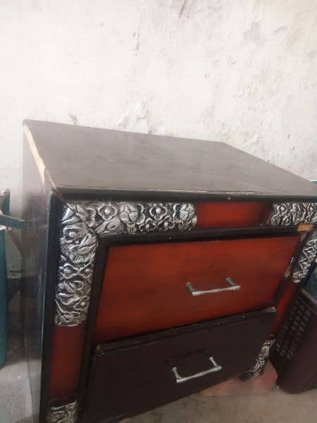 2 Side Tables for Sale 1