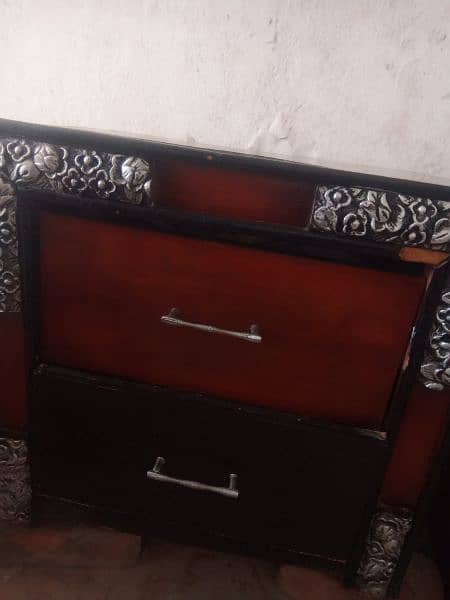 2 Side Tables for Sale 3