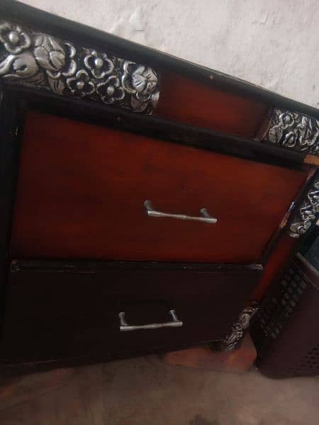 2 Side Tables for Sale 4