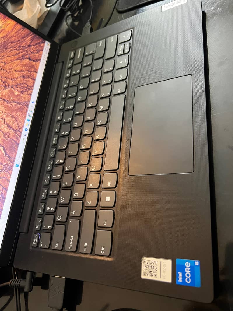 Lenovo V14 G3 IAP Intel i5-12gen 16/256 2