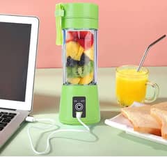 Portable And Rechargeable Juicer Blender