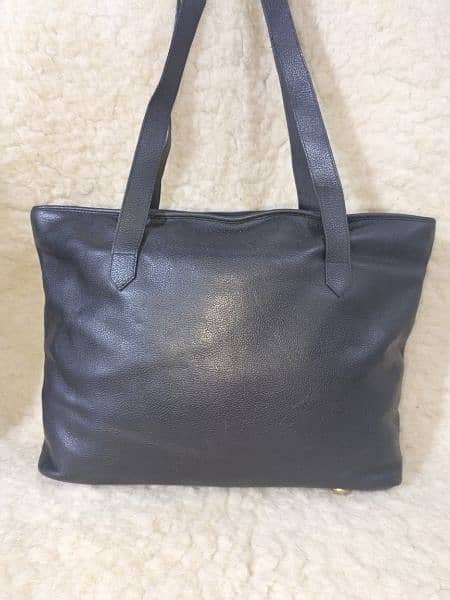 100% Original YSL leather bag. 6