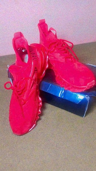 only 1 time used sneakers for sale phone & whatsapp number 03138922864 5