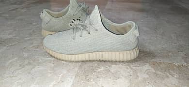 Adidas originals Yeezy used shoes