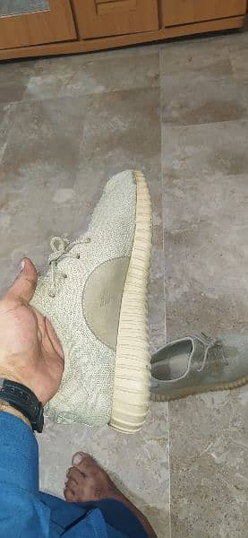 Adidas originals Yeezy used shoes 8