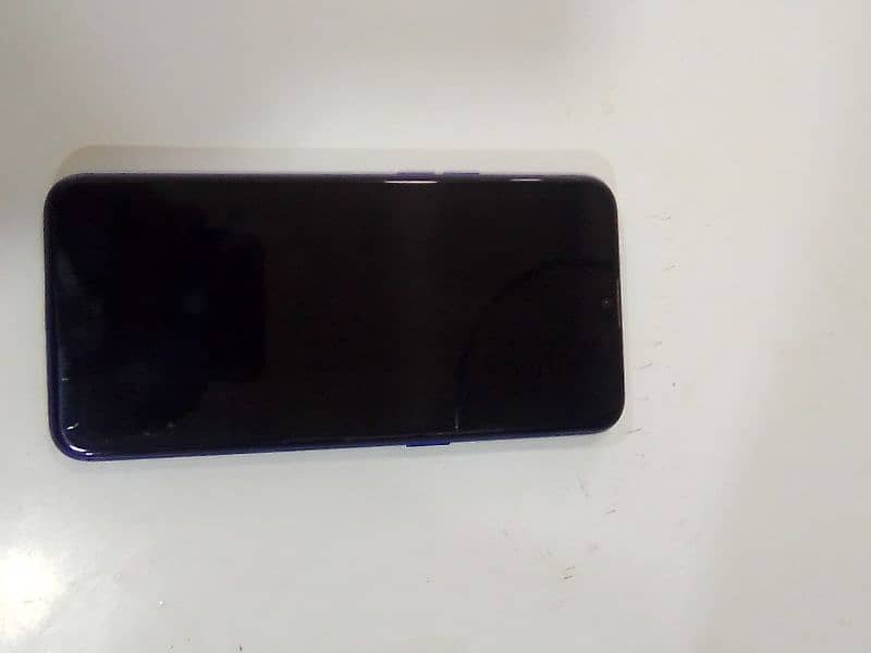 realme C2 for sale all condition okay 2 Ram 32 Rom 2