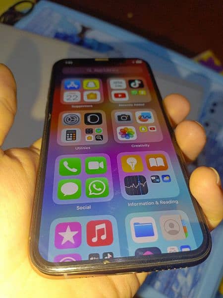 iPhone 11 Pro 5