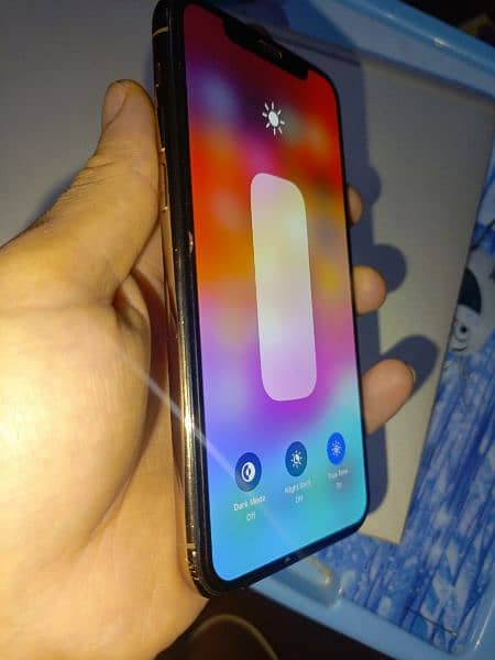 iPhone 11 Pro 7