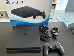 PS4 Slim 500Gb with all original acessories controller and dust cover.