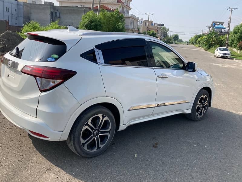 Honda Vezel 2016 8