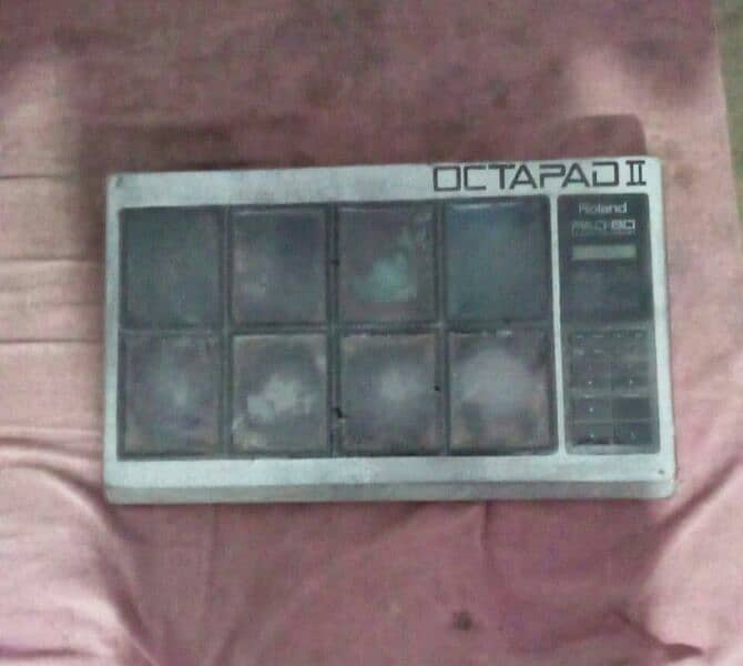 Roland Pad 80 Alesis DM5 Drum machine for sale 1