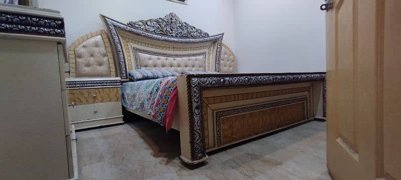 Duoble Bed With Side Tables & Dressing Table 1