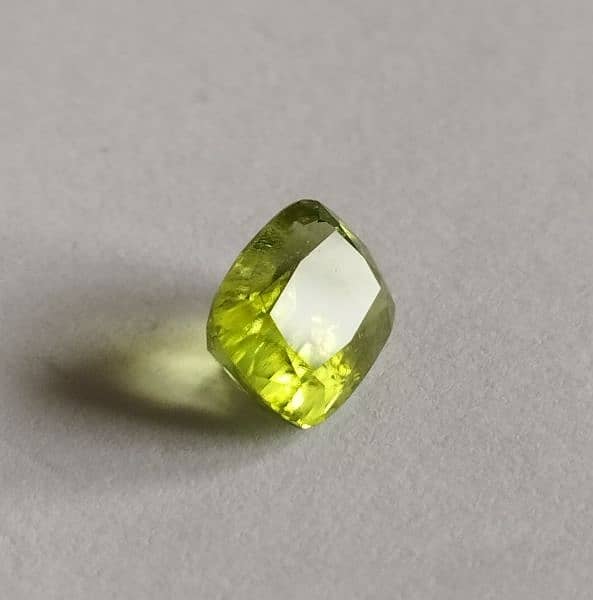 Natural Peridot Gemstone 0