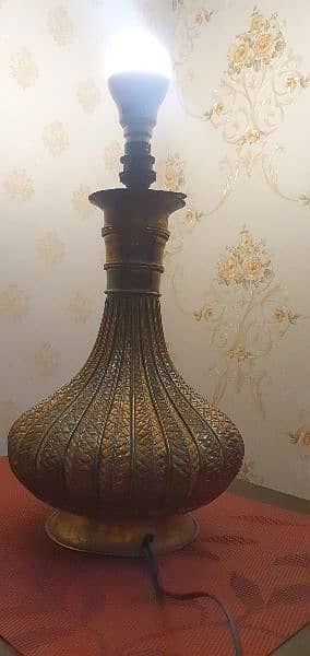 Brass lamps with shades . 4