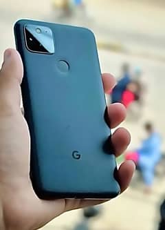 Google pixel 5 Black iphone of android 0