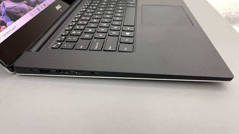 Dell XPS 15-9560, i7 7th, 16gb, 256gbssd, GTX 1050 5