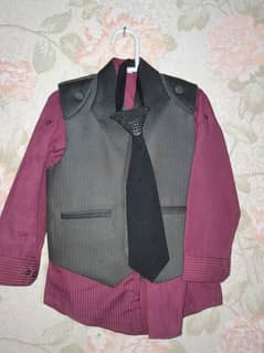 Waist-Coat Pant with a Black Tie and Maroon Full Sleeves Shirt