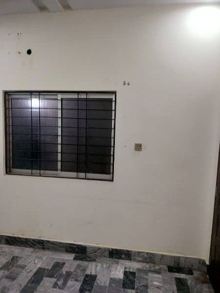 apartment for rent on ground floor 4