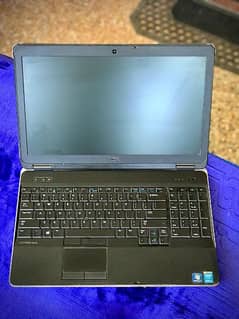 Dell Latitude i5 4th gen 0