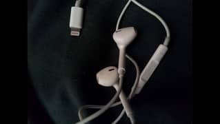 Apple original lightening handsfree