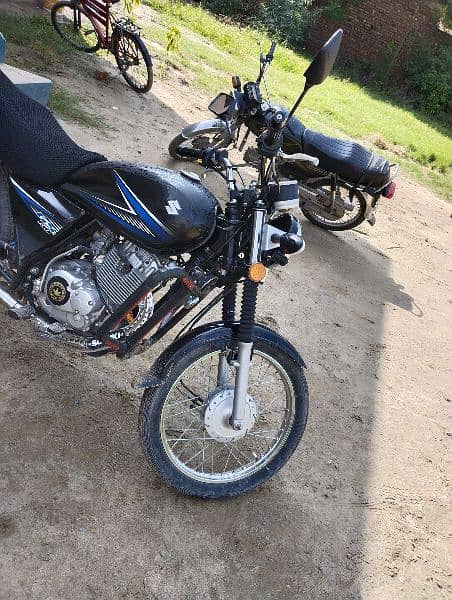 Gs150 for sale new condition bike with all documents number 0