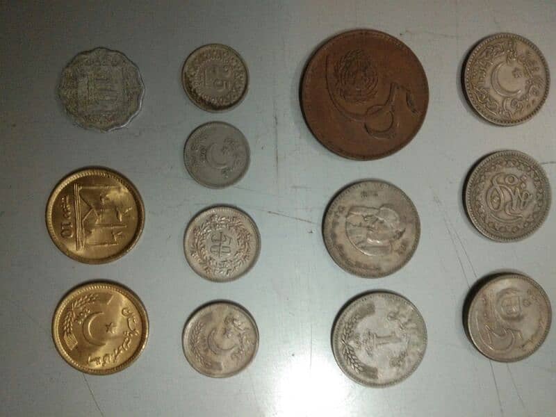 some very rare old coins of Pakistan for WhatsApp 03 434 083 146 4