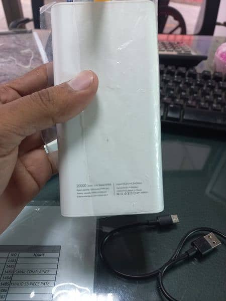 20000 Mah fast charging sported power bank 3