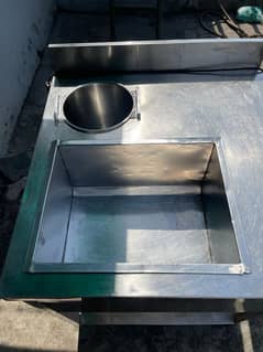 Breading table/Food table