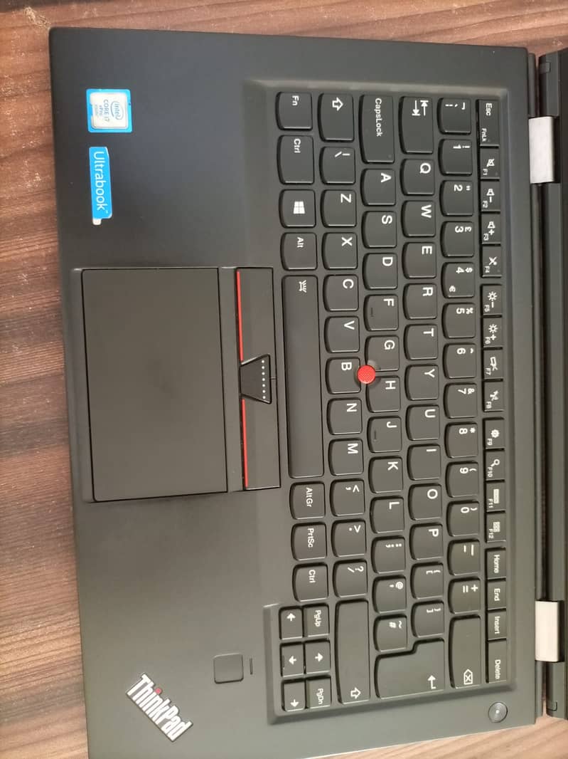 Lenovo Thinkpad X1 Carbon Core i7-6600U Gen 8GB 256GB SSD 14″ FHD LED 4