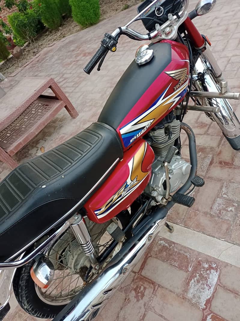 Honda CG 125 2021 4