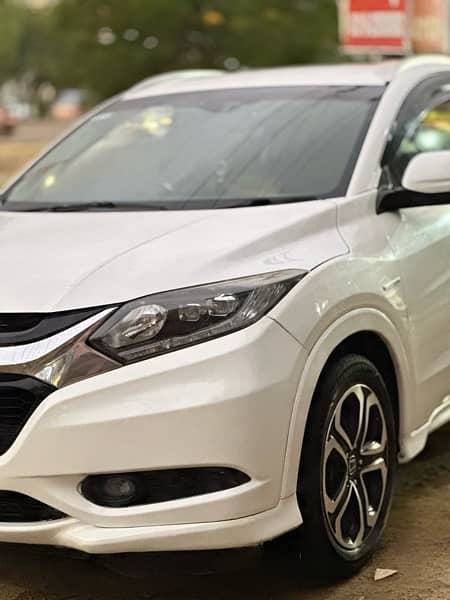 Honda Vezel 2015 1