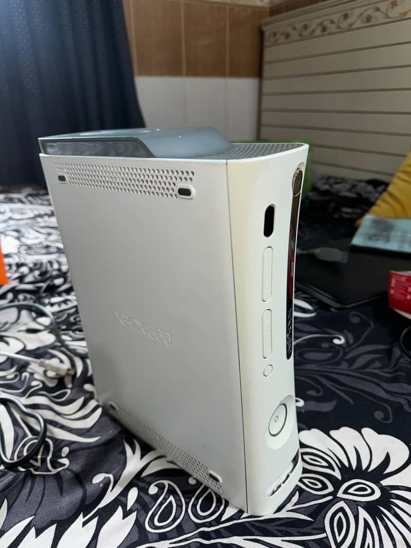 Xbox 360 jespar 512GB hard 80+games 1