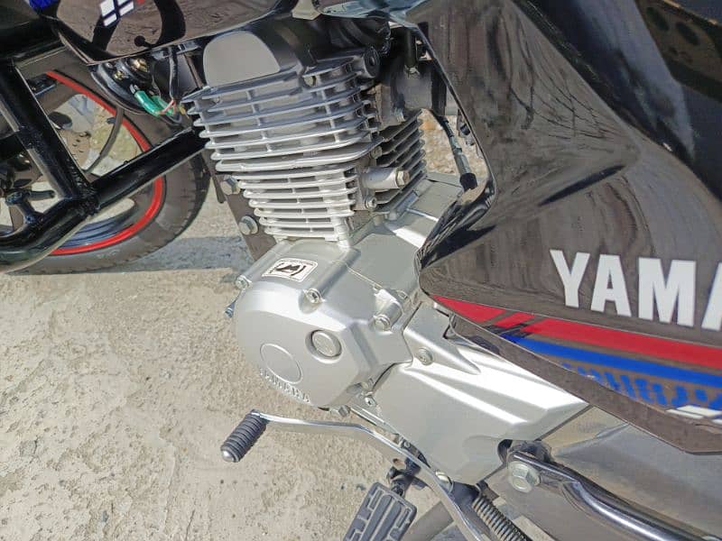 YBR 125G 0