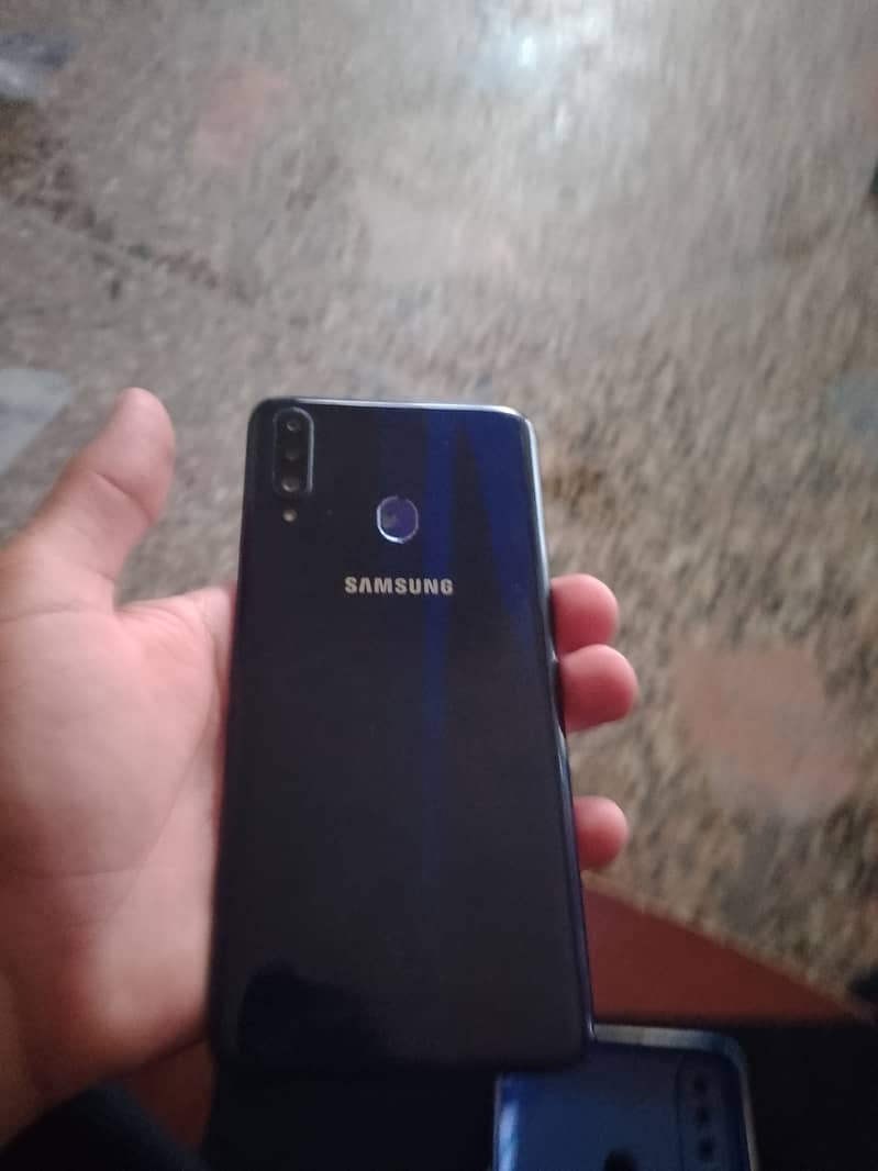 Samsung a20s 1