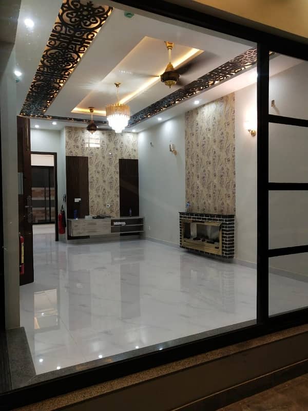 5-Marla New Modern Design Fabulous Luxury House For Sale In C-Block, Phase-9 Town, DHA 33