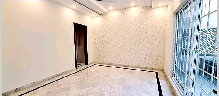 Lovely Designer's House 1-Kanal Upper Portion In Phase-4 For Rent 12