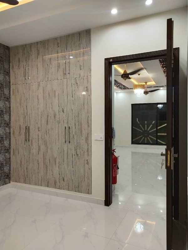 5-Marla Modern Style Designer's House With Imported Fixtures & Fittings For Rent In Phase-5 21