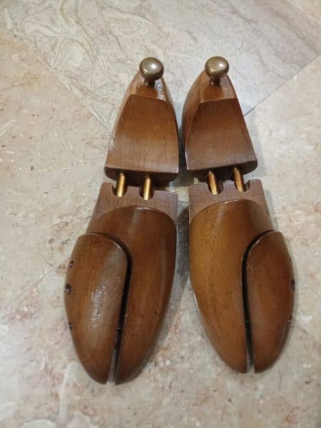 shoe trees 1