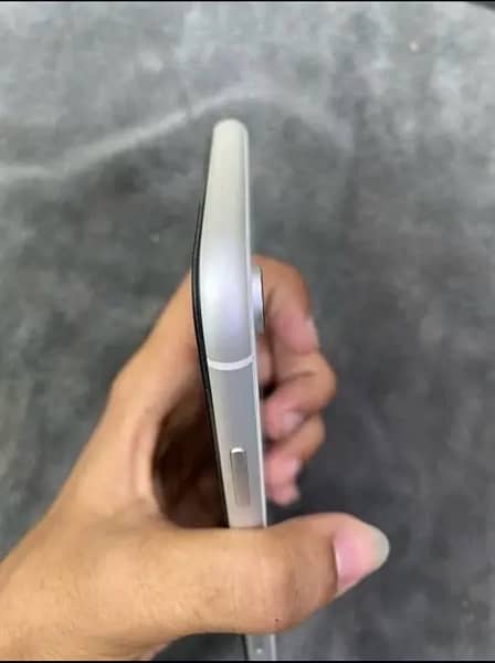 i phone XR 64 Non Pta factory unlock 0