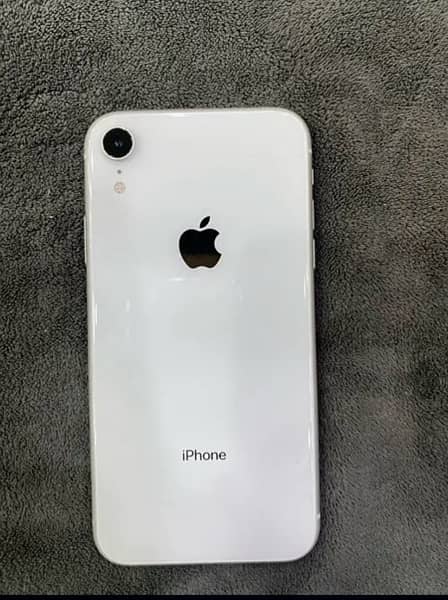 i phone XR 64 Non Pta factory unlock 4