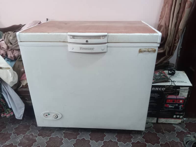 Waves deep Freezer Best Condition 0