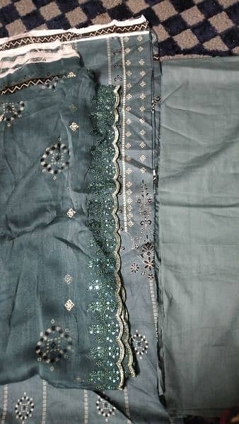 embroidered duppata with cutwork 0