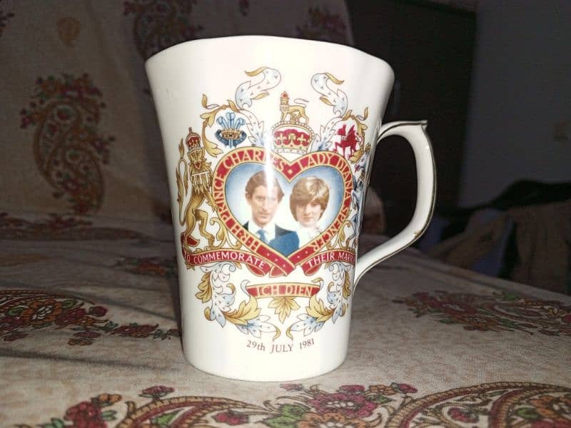 porcelain mug. made in england 2