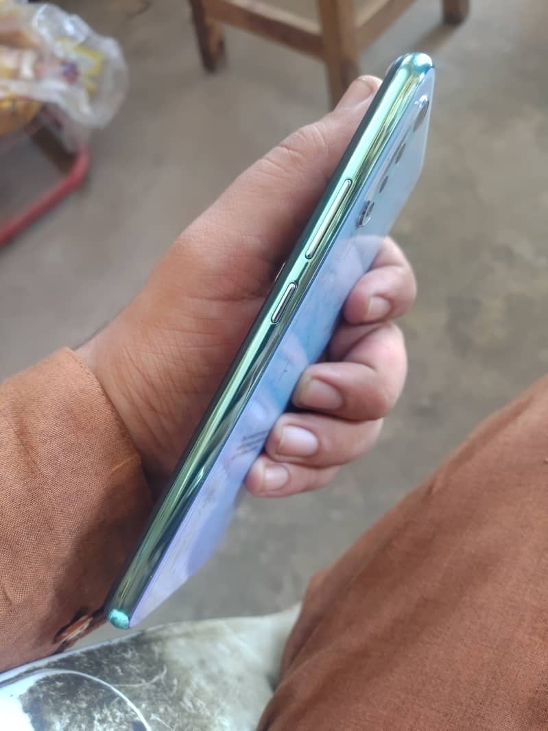 vivo s1 8/256 4