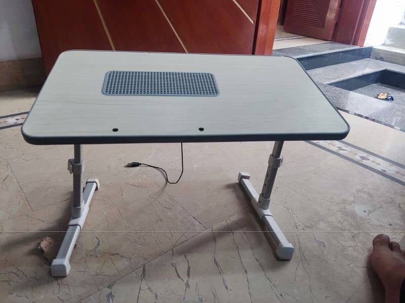 Portable computer table with  USB Fan 1