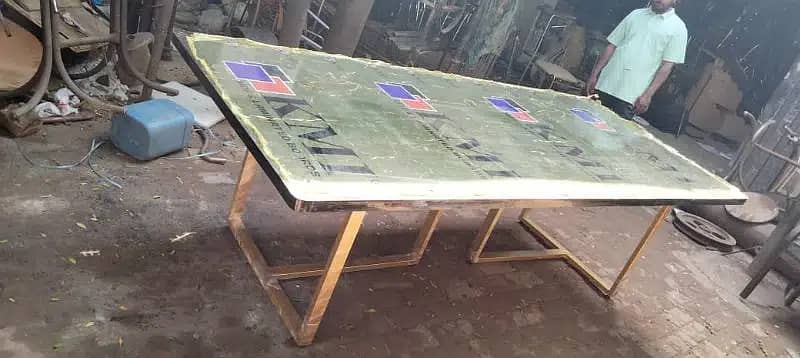 wooden dining table/ dining table/dining for sale/6 seater /six seate 5