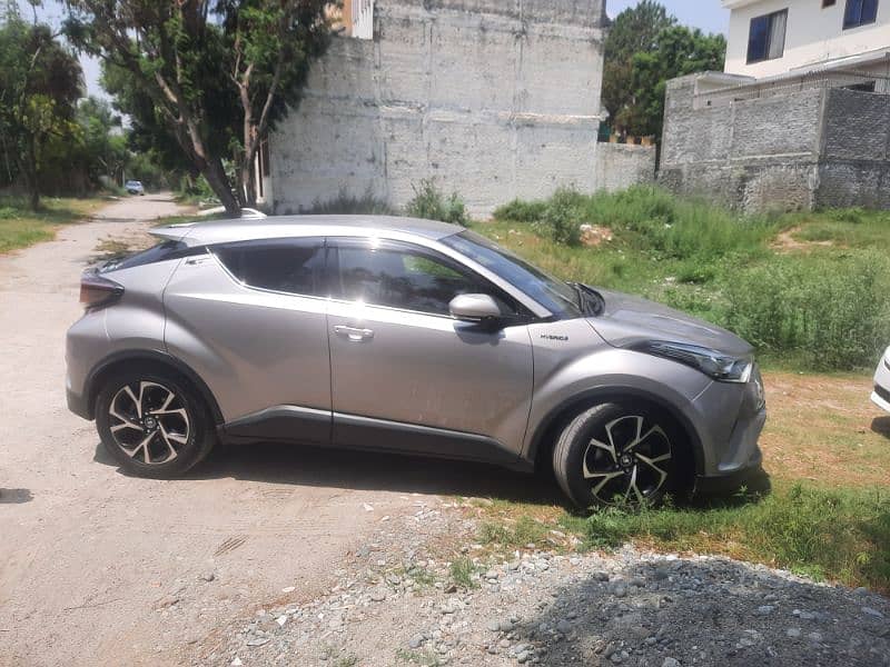 Toyota C-HR 2017 2