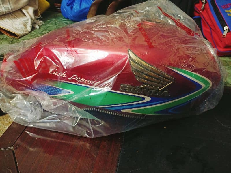 Honda Fuel Tank 2018 original with sideCovers2 jagahSeLeakHeRepairable 2