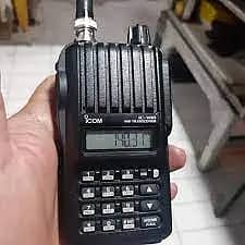 ICOM IC-V80 Two-Way Radio Walkie-Talkie with Complete Box 3