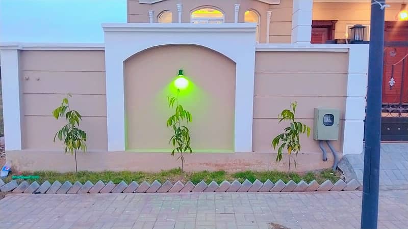 10 Marla Beautiful Spanish Villa is Available For Sale in Dha phase 05 Emaar islamabad 16